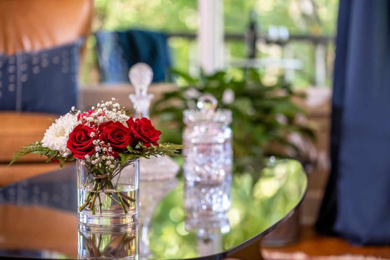 Arsenic And Old Lace Bed & Breakfast Inn Eureka Springs Ngoại thất bức ảnh