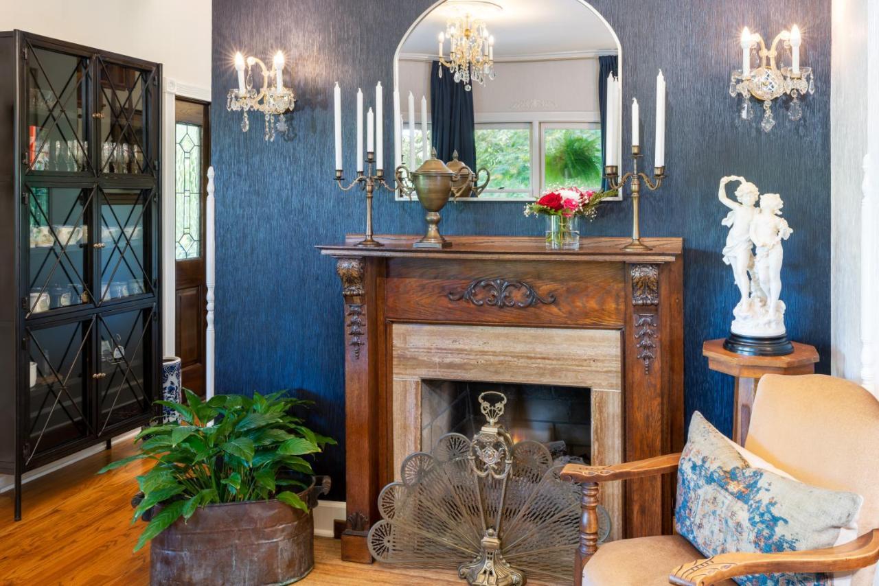 Arsenic And Old Lace Bed & Breakfast Inn Eureka Springs Ngoại thất bức ảnh